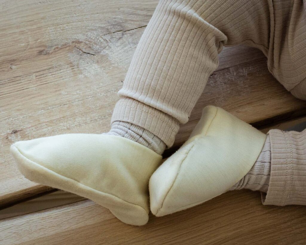 100% бебешки пантофки от мериносова вълна