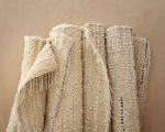 ръчно тъкани вълнени килими от home of wool подредени един до друг